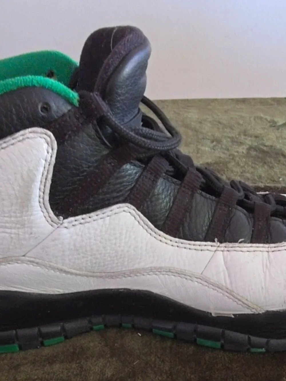 Air Jordan 10 Retro Seattle SuperSonics Size 11.5 Men's 310805-137